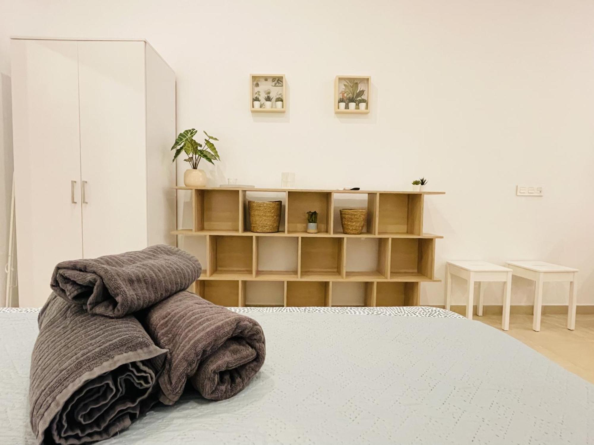 Estacion-Centro Vialia Apartment Malaga Ngoại thất bức ảnh